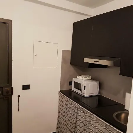 Apartment Casa Samba Centro Storico Genoa